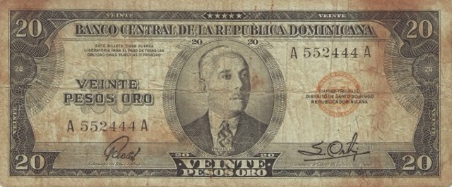 Front of Dominican Republic p70a: 20 Pesos Oro from 1952