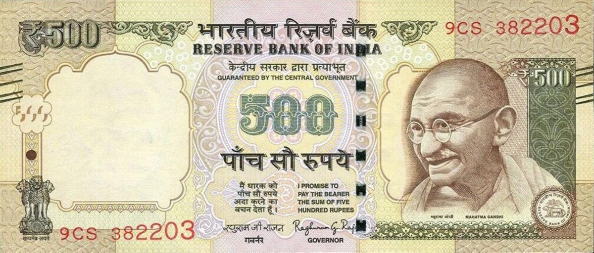 Front of India p106q: 500 Rupees from 2015