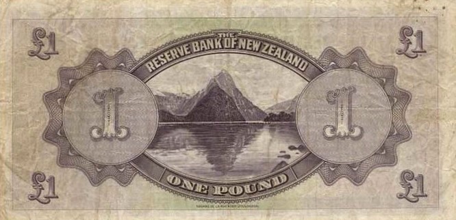 Back of New Zealand p155: 1 Pound from 1934