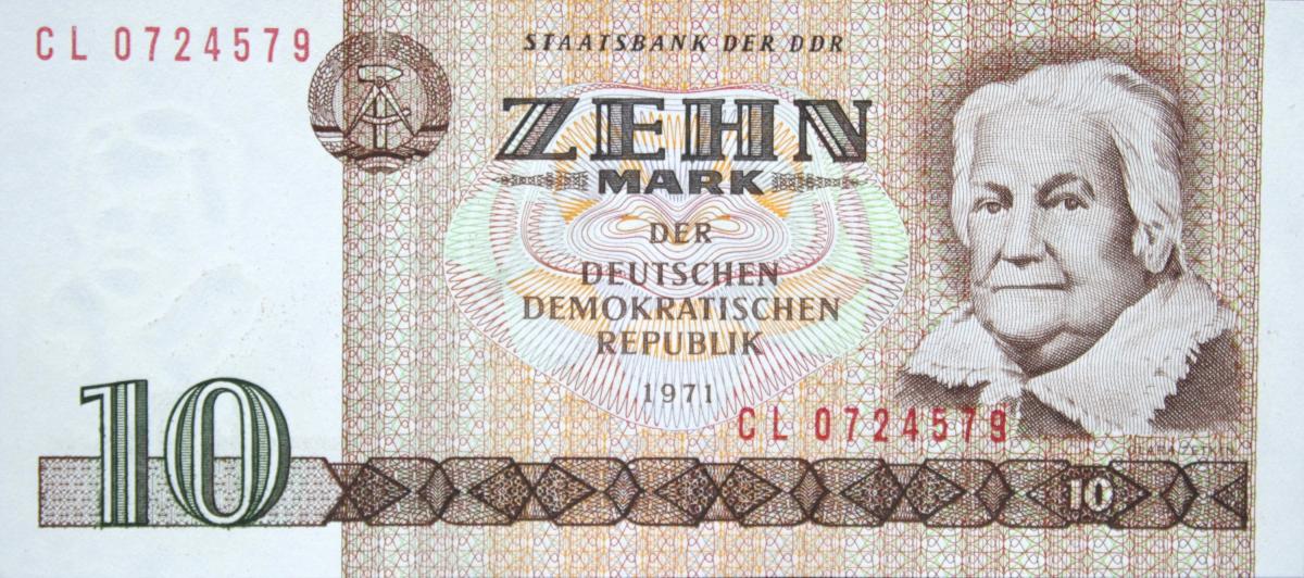 Front of German Democratic Republic p28b: 10 Mark from 1971